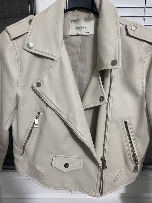 Светло кожено яке Stradivarius