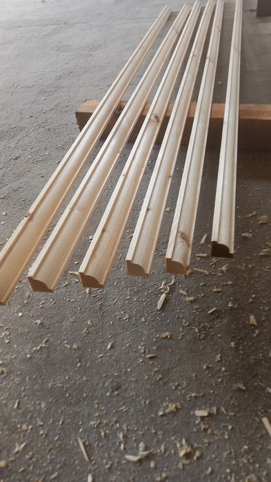 Plintă /colțare din lemn