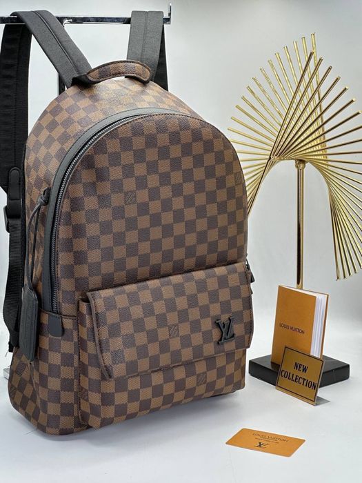 Ghiozdan Louis Vuitton nou !!! Dimensiuni 40/35 !!!