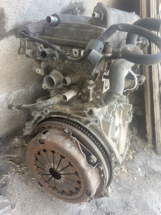 Тойота Ярис от 2000 до 2006 года