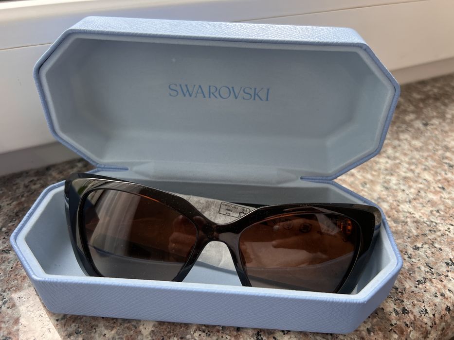 Ochelari de soare swarovski