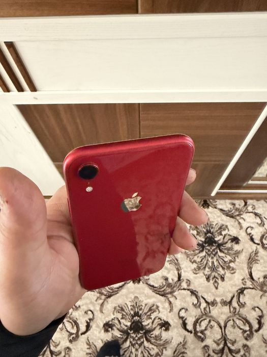 iphone xr red  жуда идеал 10/10
