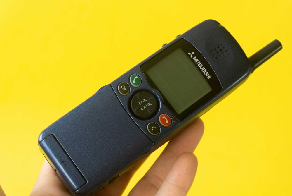 Mitsubishi MT36 X – Telefon clasic cu Dock - Made in France