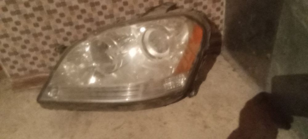 Мерседес 221 фара левая