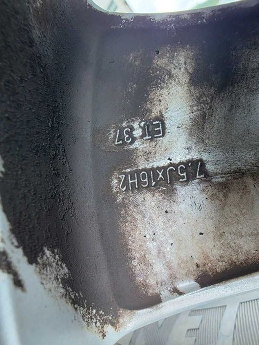 4 бр. Летни гуми 225/60 R16 с алуминиеви джанти 5x112 Audi VW Seat Skoda