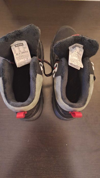 Мъжки зимни туристически обувки Quechua н.42