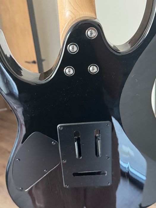продам электрогитару Ibanez grx70qa