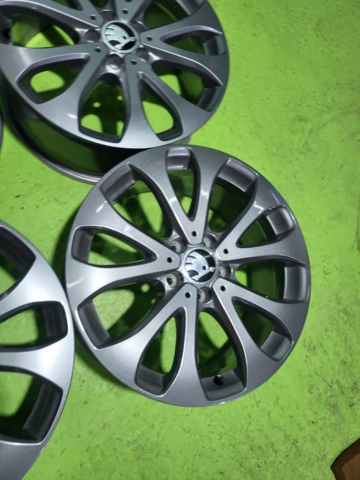 18 5x112 Skoda лети джанти 5х112 шкода