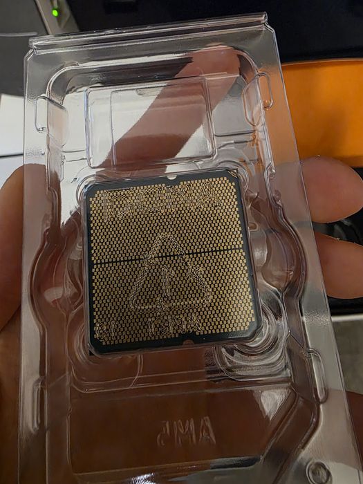 Procesor AMD Ryzen 7 7700 Fullbox