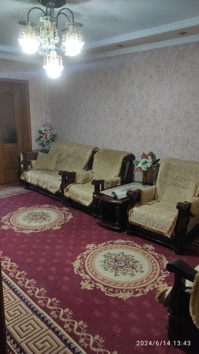 Продаётся 4/3/4 по улице Бунёдкор (метро Чиланзар). Возможен обмен.