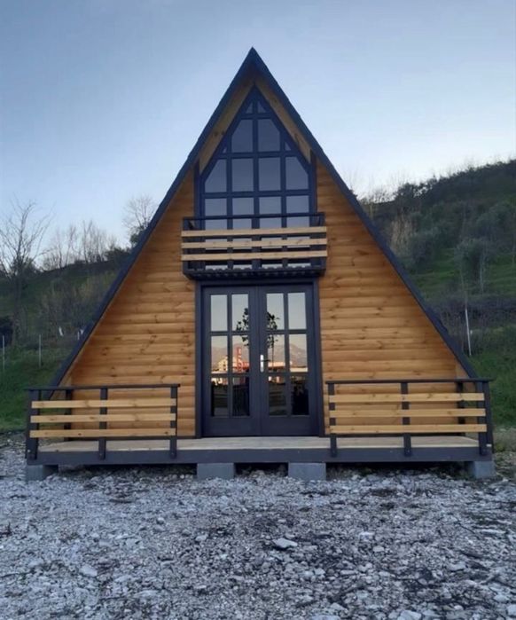 Vând cabane tip A frame