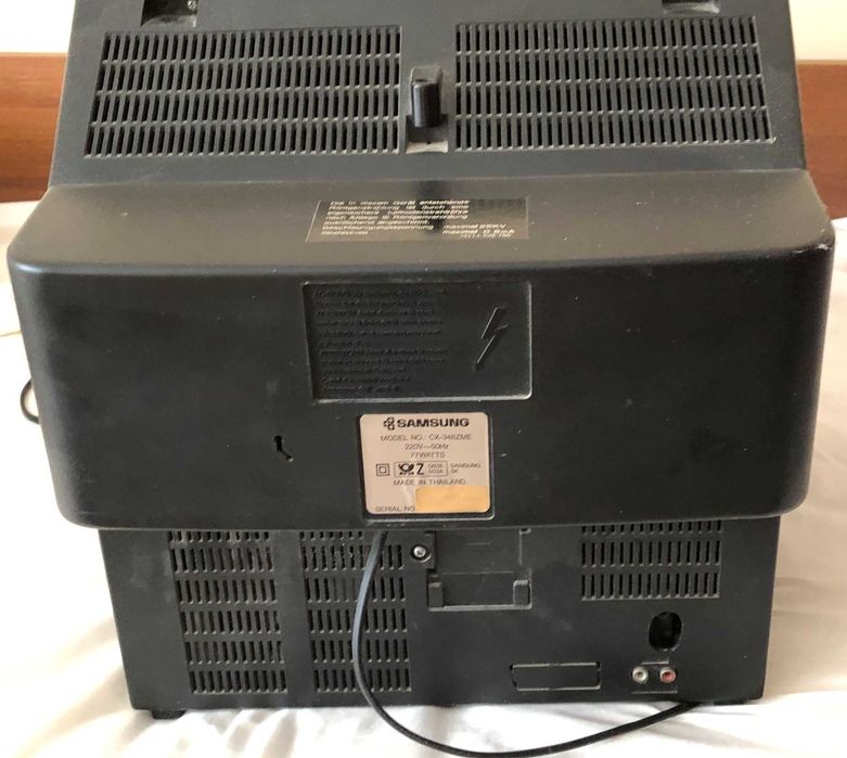 Телевизор Samsung CX-348ZME, работещ перфектно, подходящ за кабелна ТВ