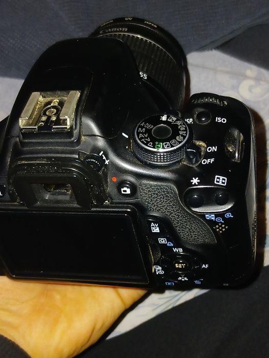 Kamera canon eos 600D