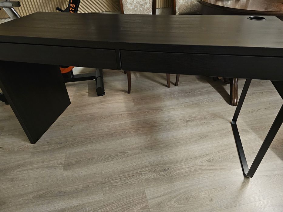 Стол IKEA, под компьютер