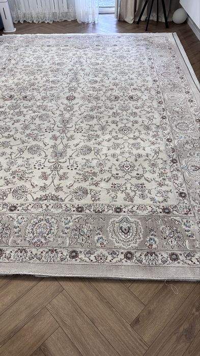 Ковер большой 2,5*3,5