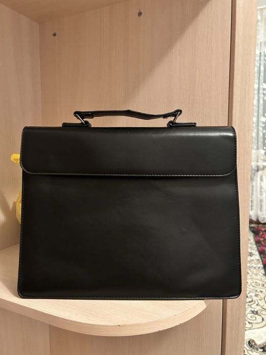 Портфель черный
