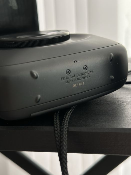 Camera foto instant Fujifilm Instax Square SQ20 Negru