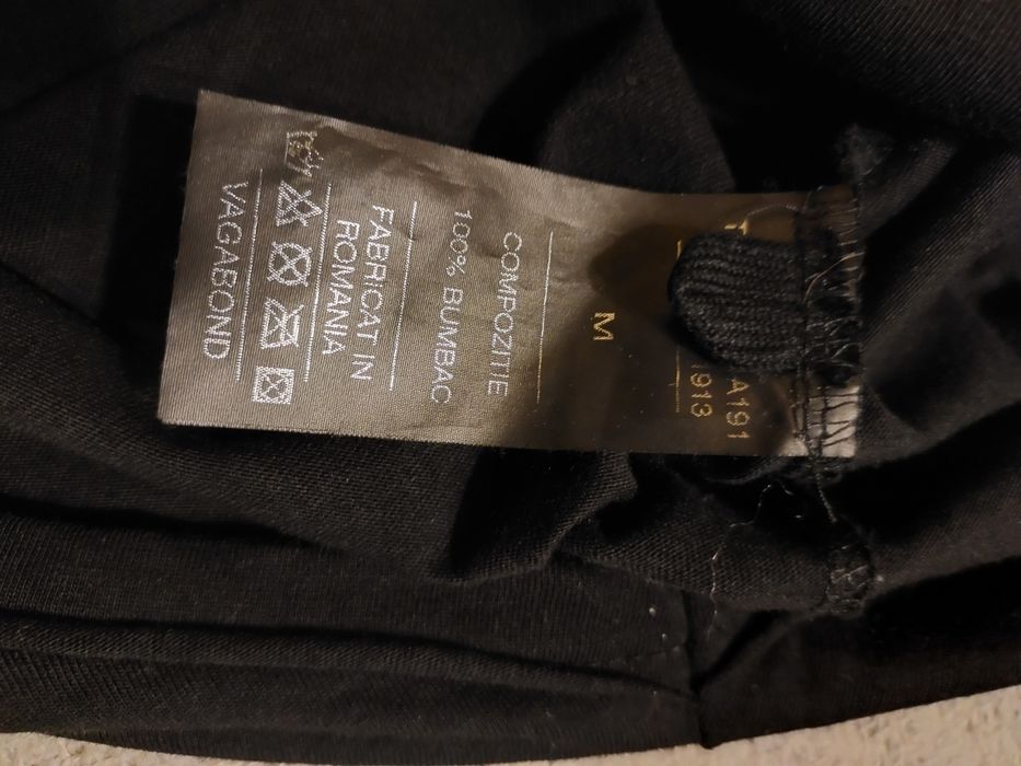 Vând tricou VAGABOND