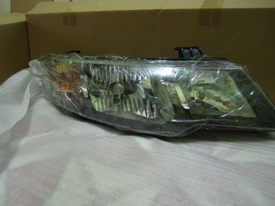 Фара kia cerato (левая сторона)