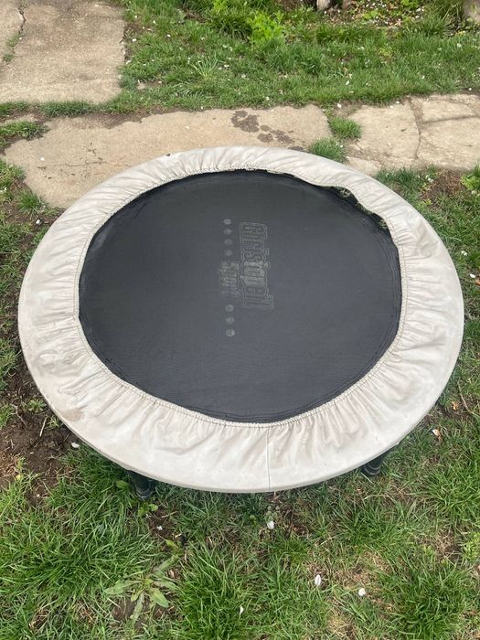 Батут в хорошем состоянии