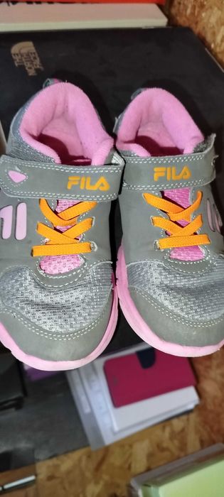 Маратонки за принцеси