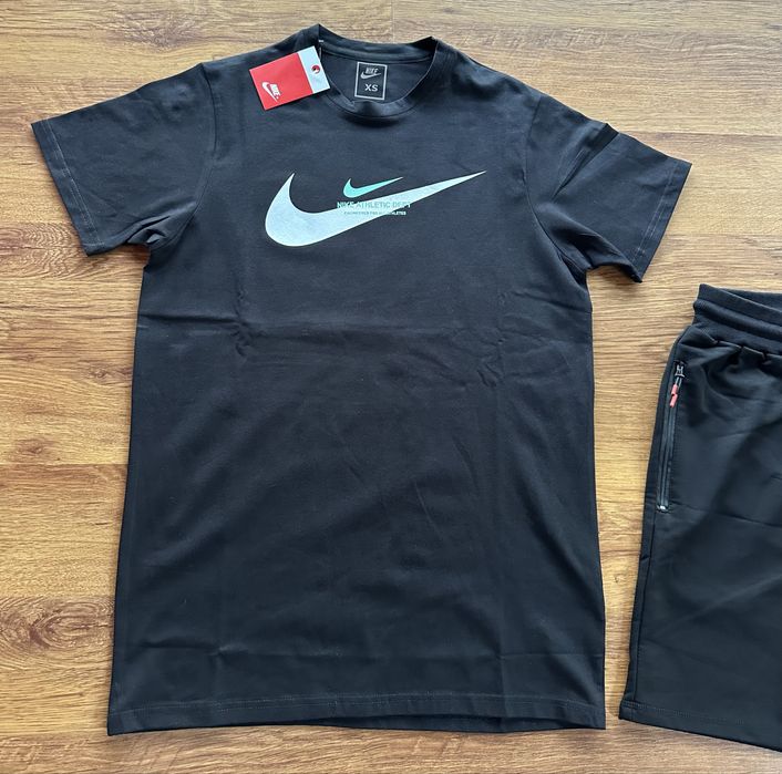 Мъжки,памучен,черен къс комплект Nike размери XS,S,M