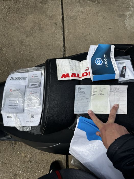 Piaggio MP3 500 Lt Sport Akrapovic categoria B/ ABS/ASR