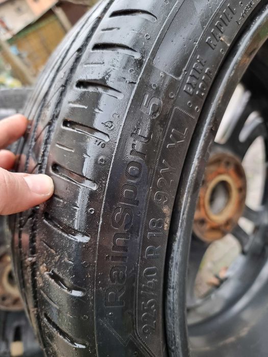 Летни гуми 225/40/18