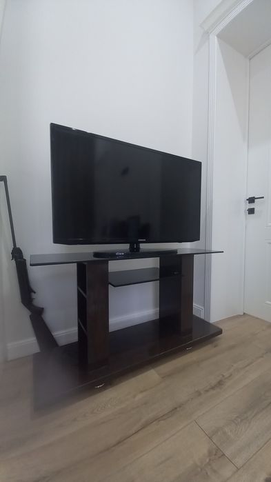 Телевизор Samsung UE40EH5007K