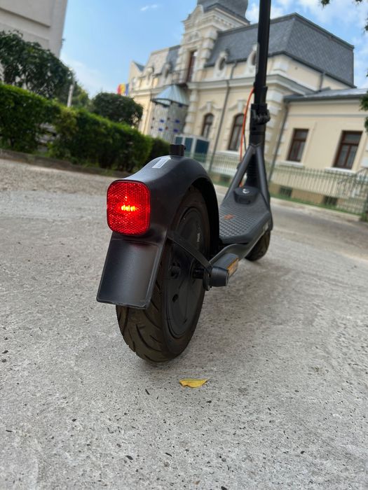 Trotineta Electrica Segway Ninebot F2 Pro
