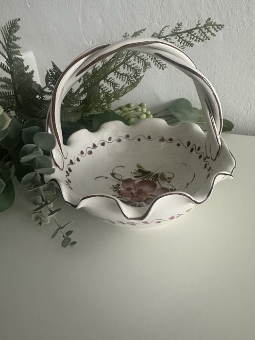 Coș ceramic pictat manual cu mâner