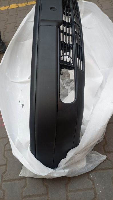 Бампер передний Ауди С4