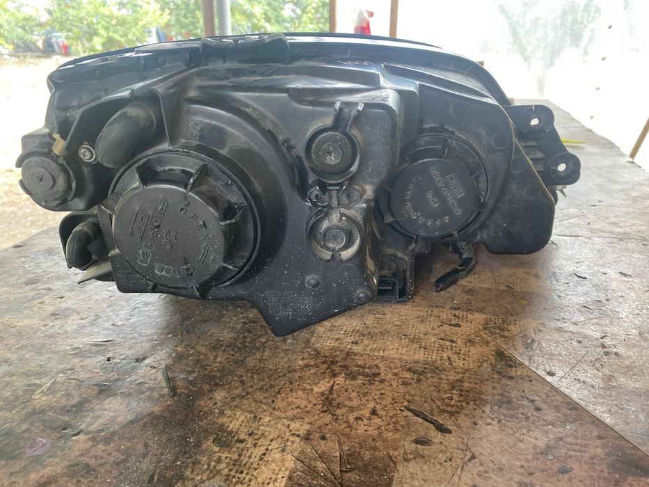 Ляв фар за киа соренто