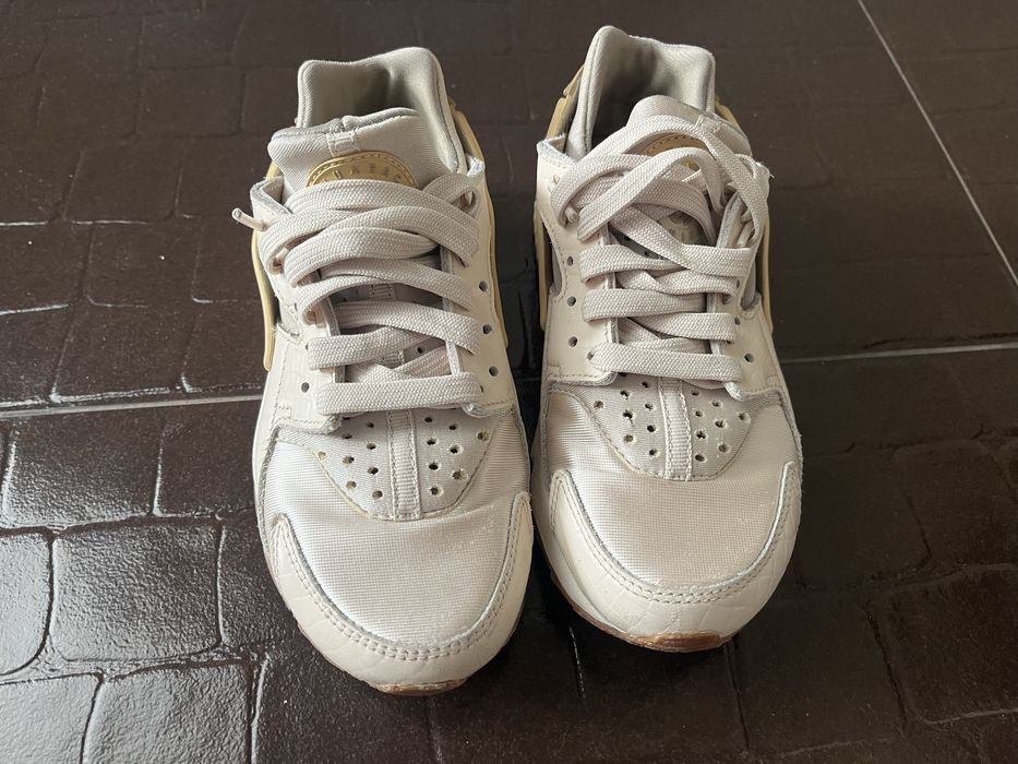 Дамски маратонки Nike Huarache