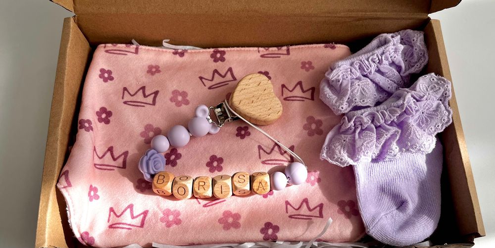Персонализирани бебешки подаръчни кутии