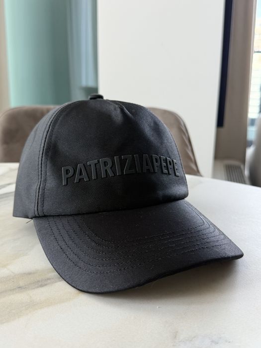 Шапка Patrizia Pepe
