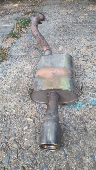 Задно гърне Субару Аутбек