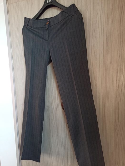 Дамски костюм с панталон