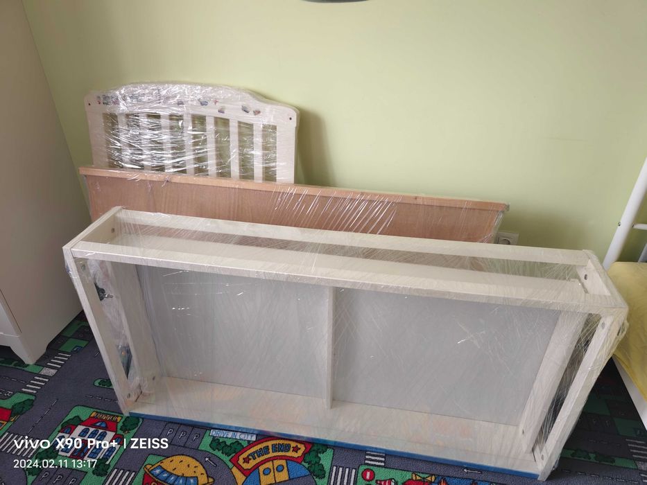 бебешка кошара с чекмедже + матрак