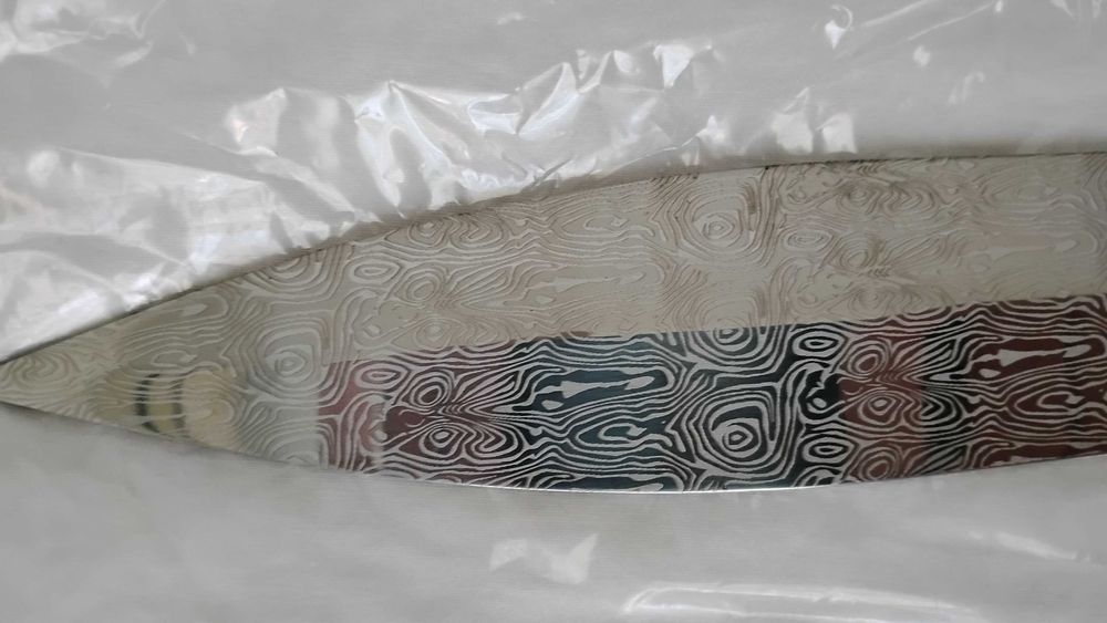 Римски меч Гладиус  Центуриус метален с ножница червен- не е играчка .