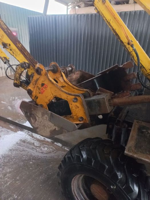 Отбойный молот на мини-экскаватор 55-60