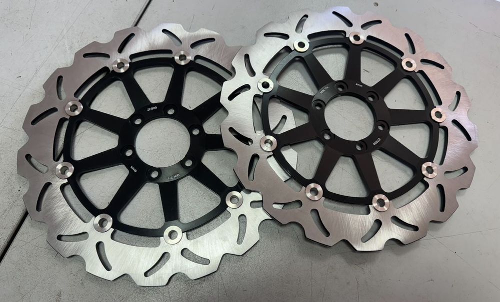 НОВИ спирачни дискове за Yamaha / Ducati / KTM / Aprilia 320мм