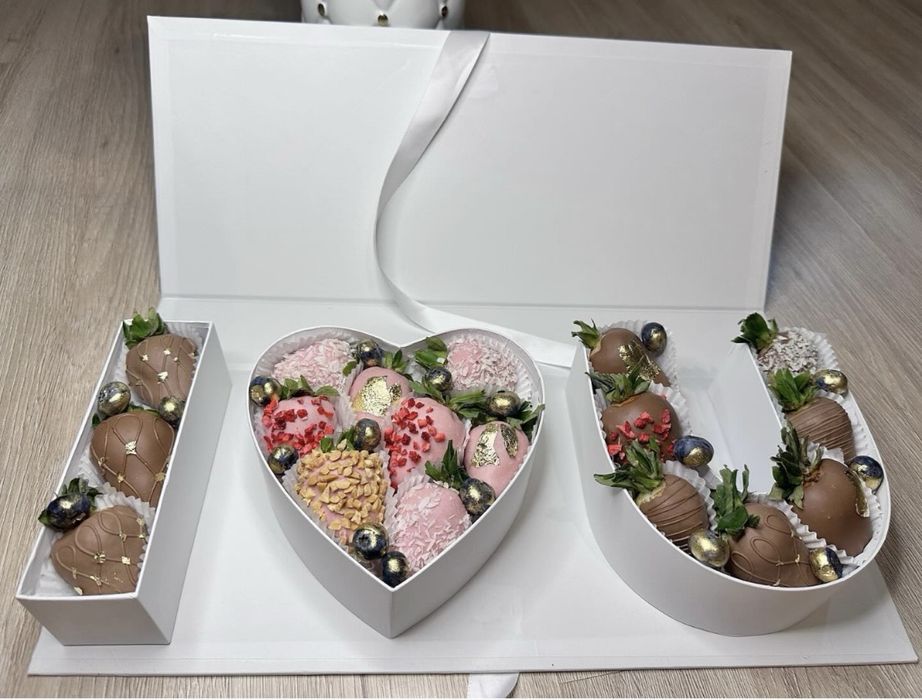 клубника в шокоалде в наличии