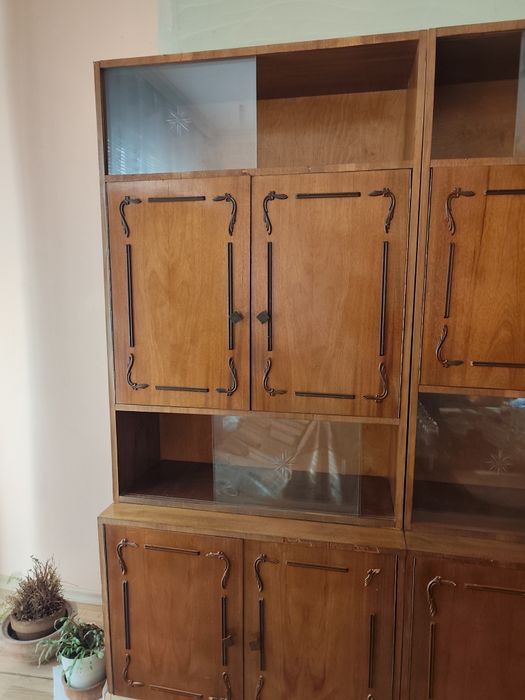 Дървена холна секция