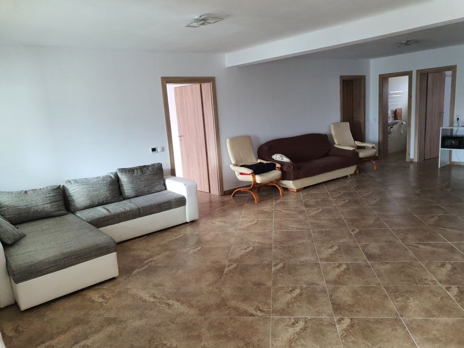 Închiriez cabană- casa de vacanță în Vama Buzăului