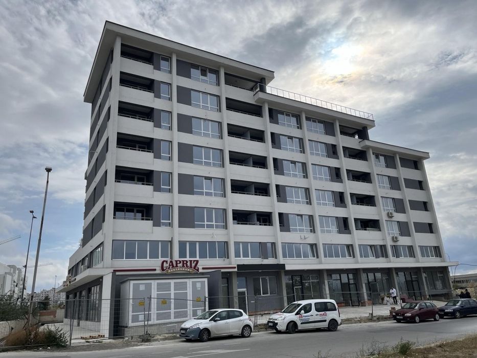 Тристаен апартамент ново строителство.