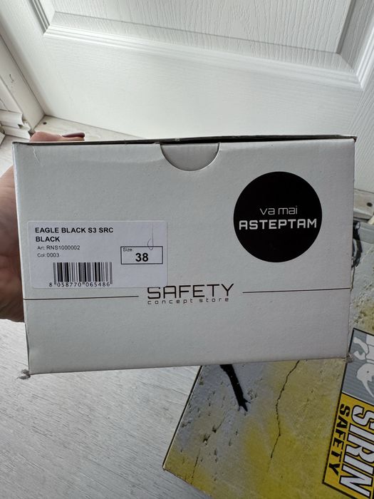 Pantofi de protectie EAGLE BLACK S3 SRC, RENANIA