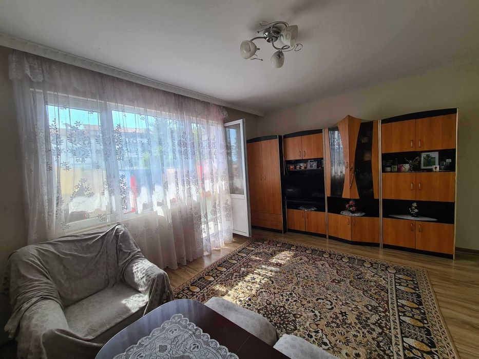 Апартамент с три спални в кв. Каменни, град Хасково