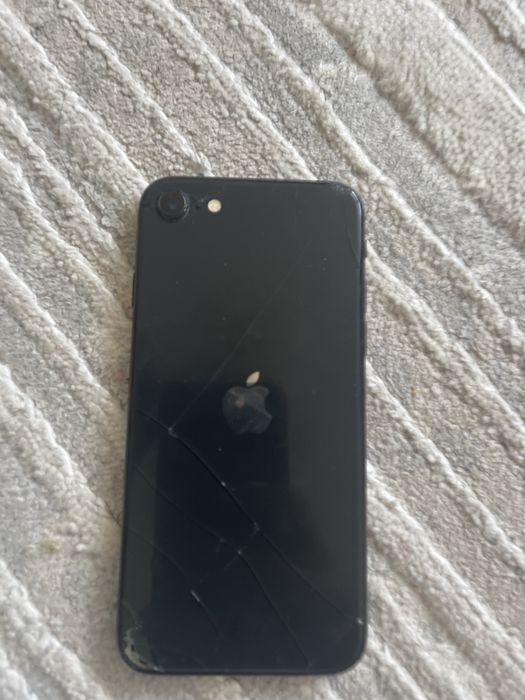 Iphone se 2 телефон