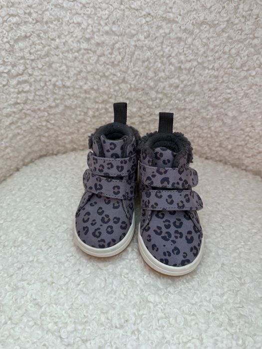 Два чифта / бебешки ботушки H&M